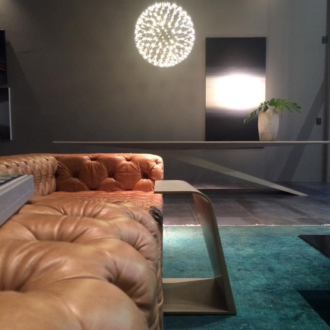 Ivthayra Lampe Pendante Boule Dorée de Luxe Postmoderne - Neutralighting