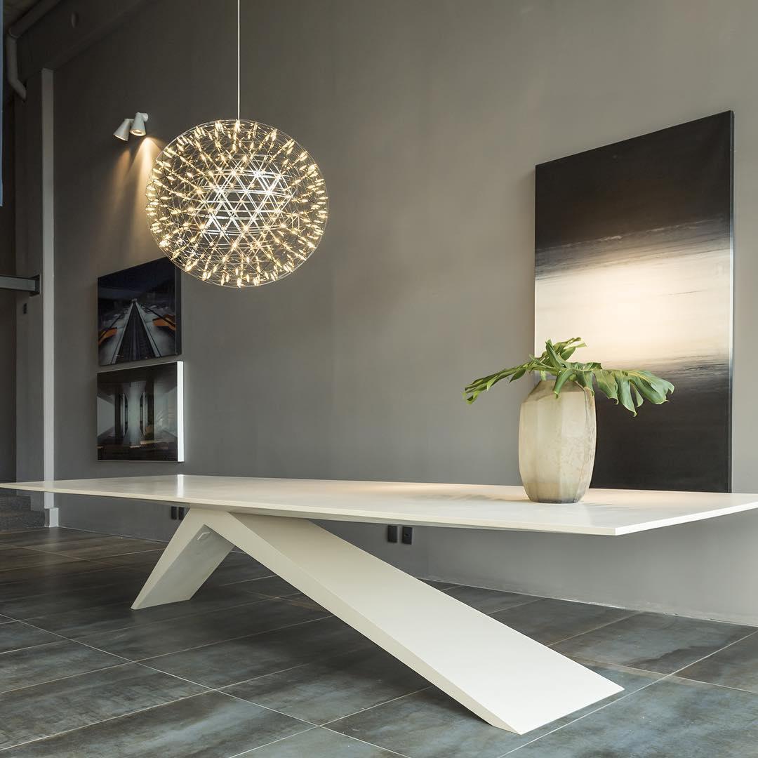 Ivthayra Lampe Pendante Boule Dorée de Luxe Postmoderne - Neutralighting