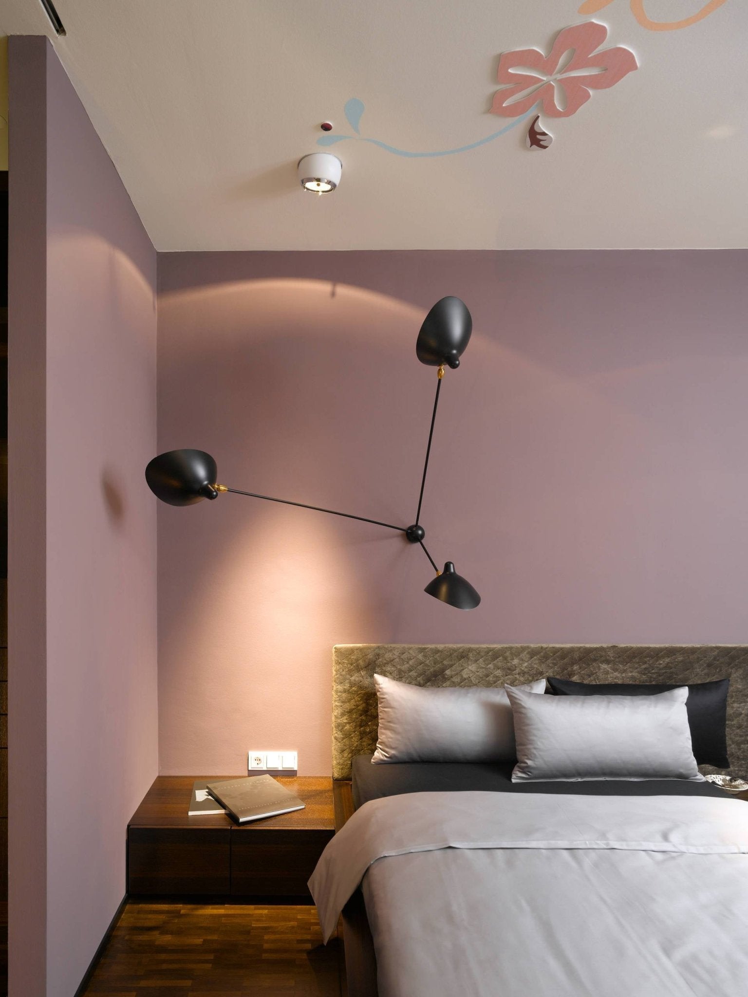 Solara Plafonnier Trois Bras Noir Sculptural - Neutralighting