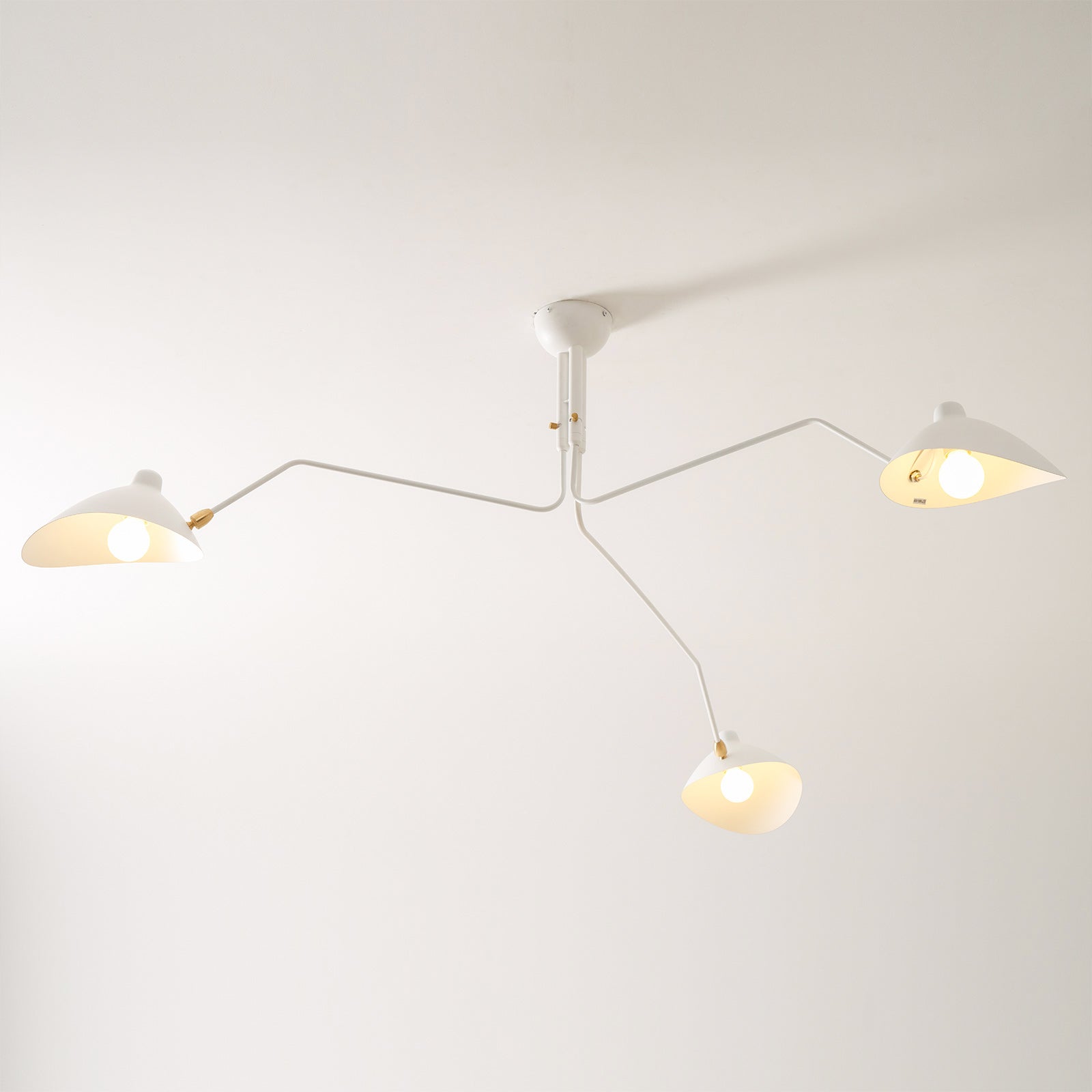 Lustra Plafonnier Trois Bras Minimaliste - Neutralighting