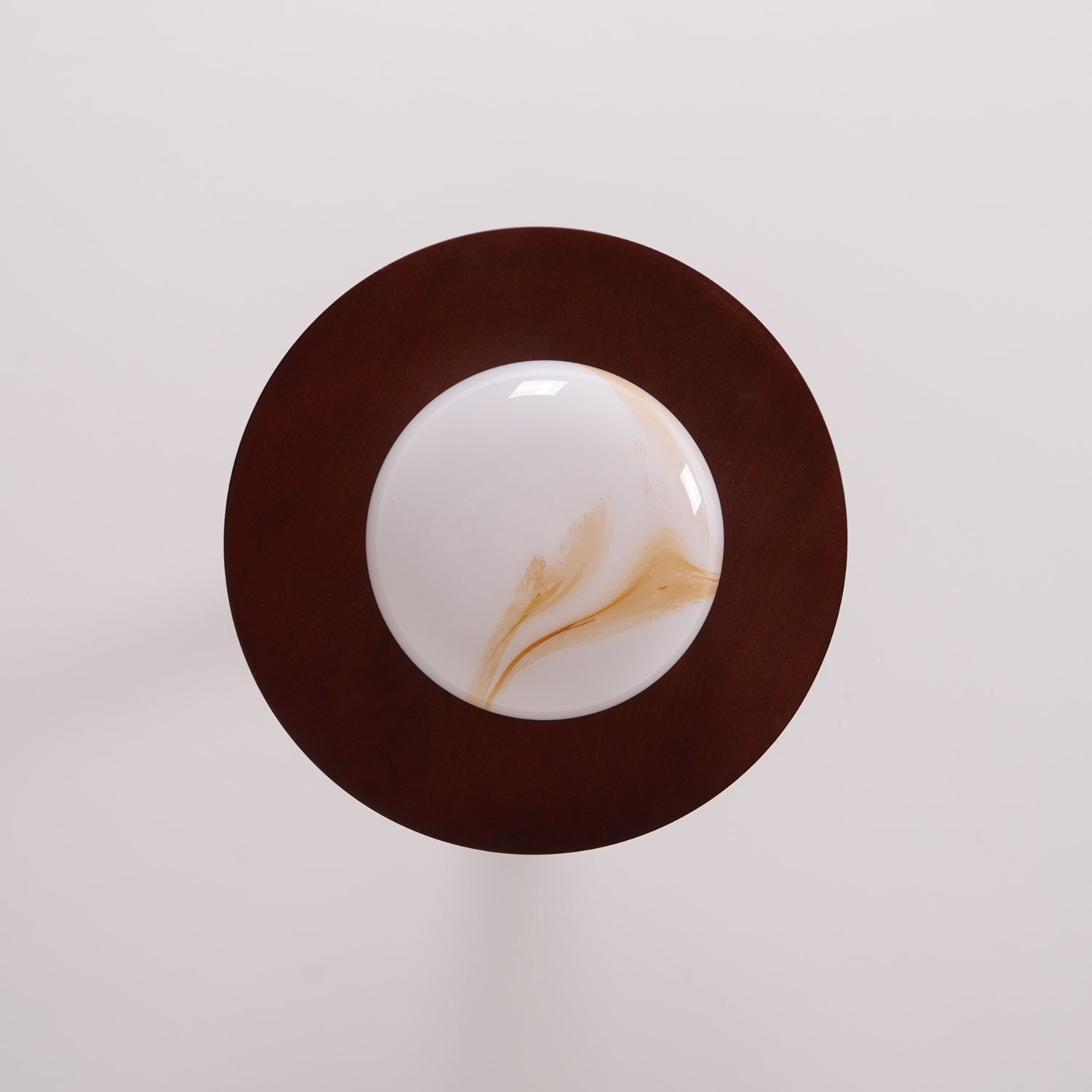 Yeste Plafonnier couleur noyer et imitation albâtre blanche - Neutralighting